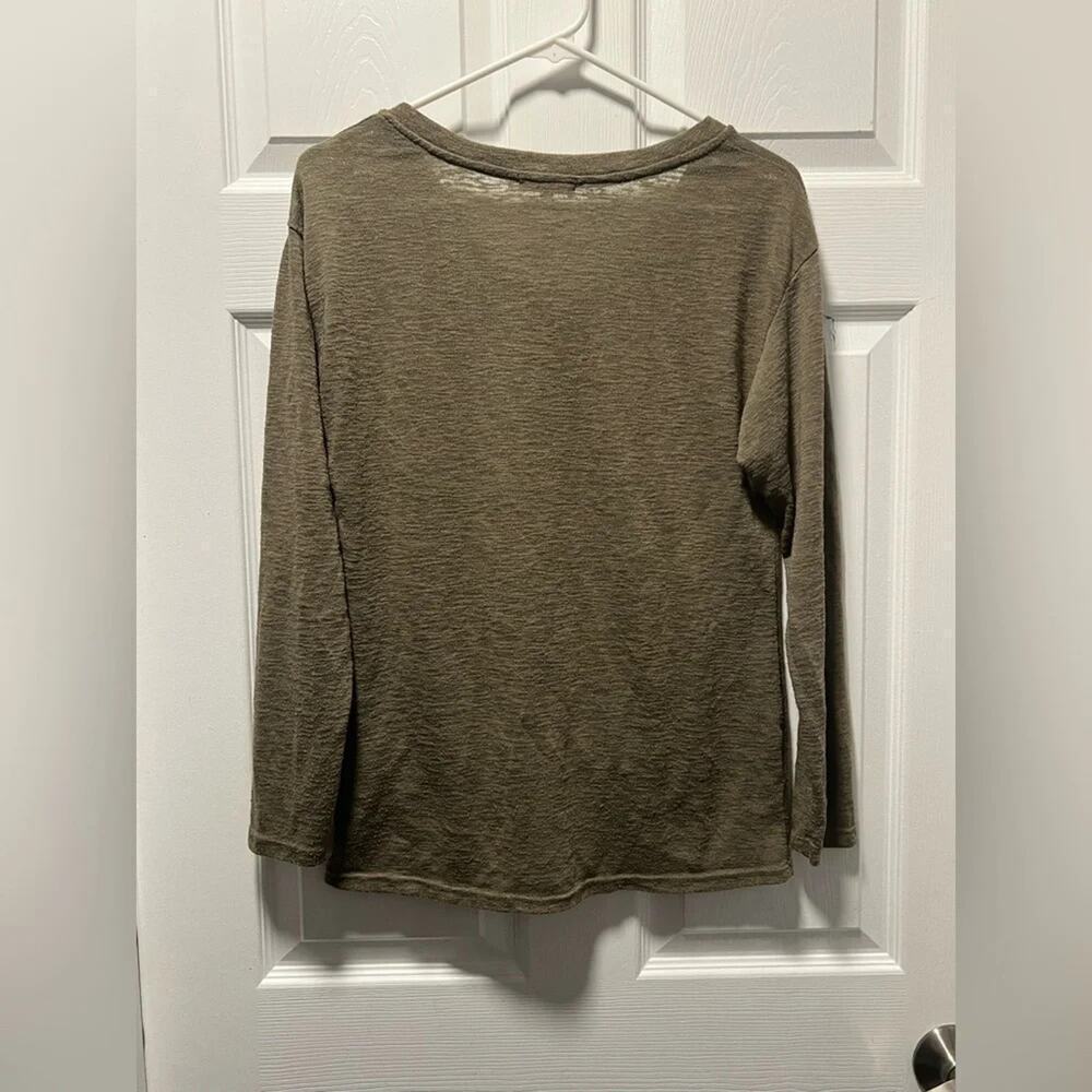 Pleione Thin Knit Sweater Women Med Pale Olive - Picture 5 of 5